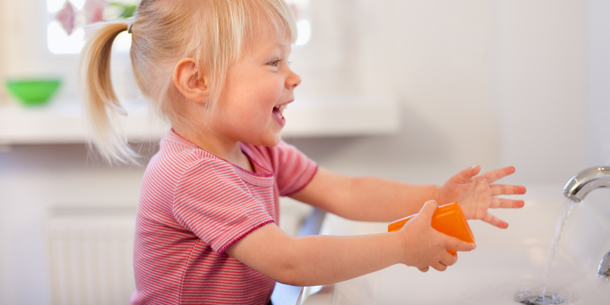 Как приучить ребенка мыть руки?